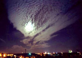 Nadia Rovderová vystavuje své „fotomalby“ v pražském DOXu