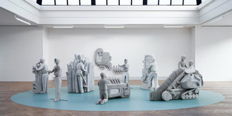 Sochařka Anna Hulačová vystavuje v Brně / + video