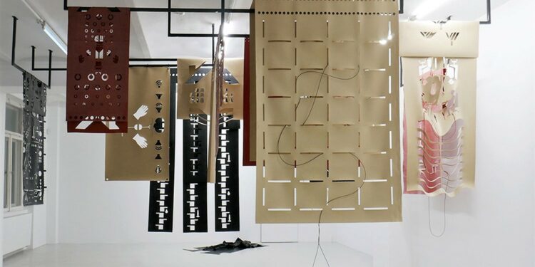 Lidé jsou křehké bytosti, ale měkké cíle a Urge / Pragovka