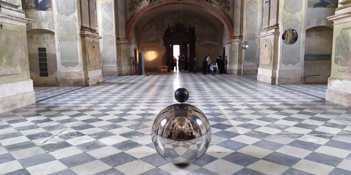 Vladimír Škoda – Zrcadlo času / kostel v Litoměřicích