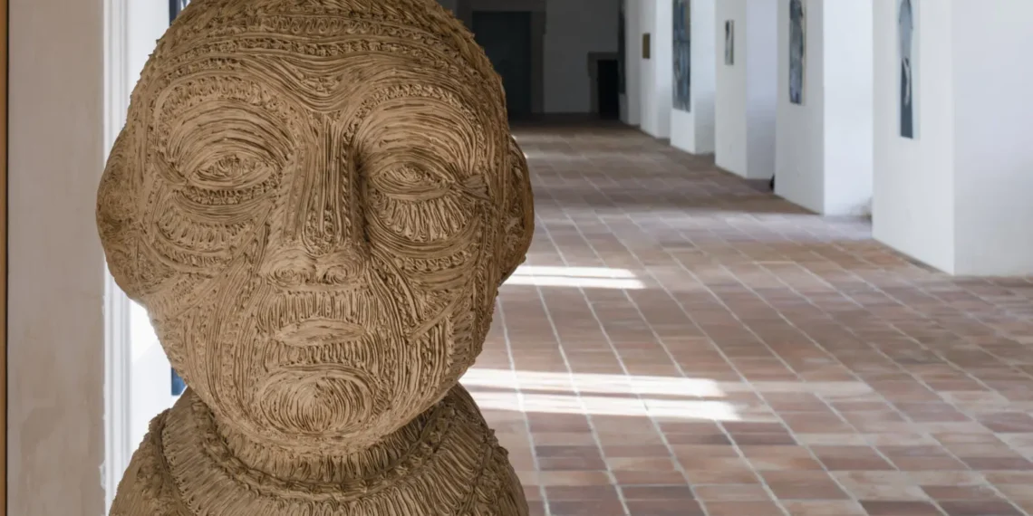 Komentovaná prohlídka výstavy: O Tobě – Z nejmladší ženské malby a sochy