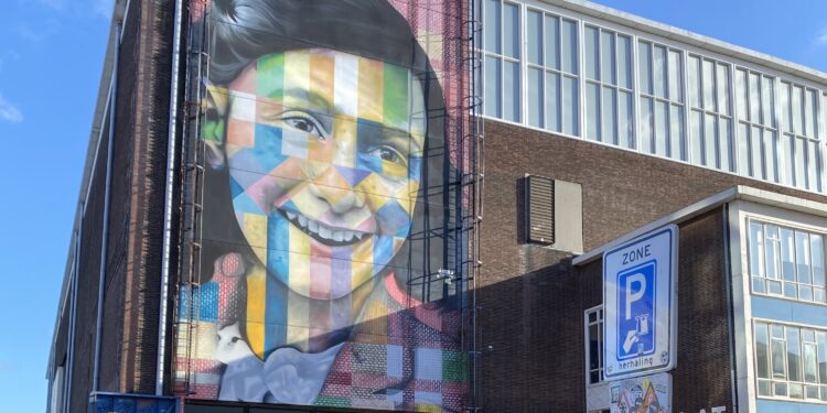 Muzeum street artu v bývalých loděnicích…